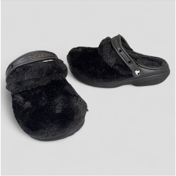 Crocs Classic Fur Sure Clogs Black Fur Slipper Men's 6 / Women's Size 8 - Picture 1 of 9